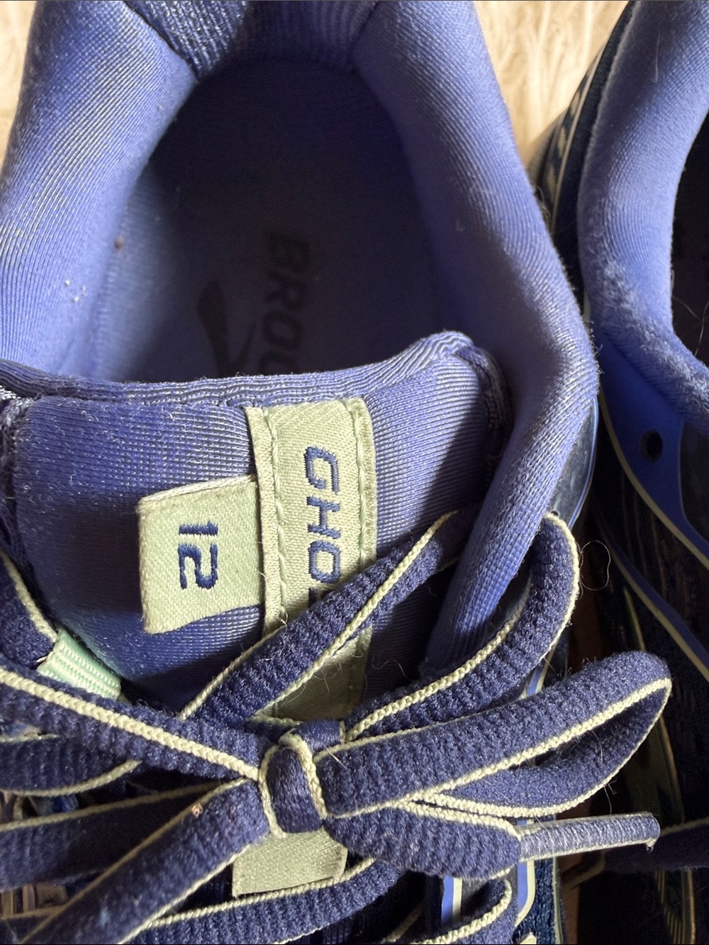 Brooks Navy / Periwinkle Ghost 12 Sneakers 9 - Picture 3 of 9